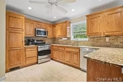 8 Caruso Court, Thiells, NY 10984 - Photo 13