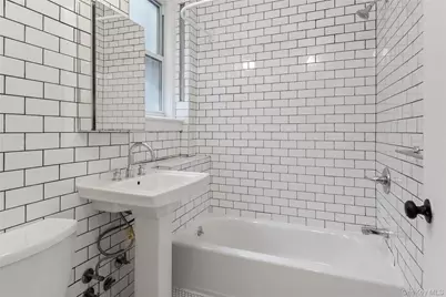 1068 Walton Avenue, Bronx, NY 10452 - Photo 27