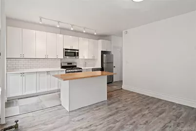 1068 Walton Avenue, Bronx, NY 10452 - Photo 9