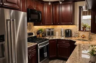 700 Sharon Rd, Copiague, NY 11726 - Photo 5