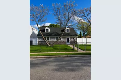 700 Sharon Road, Copiague, NY 11726 - Photo 1