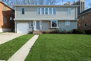 70-09 267th St, Glen Oaks, NY 11004 - Photo 1