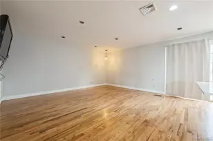 70-09 267th St, Glen Oaks, NY 11004 - Photo 5