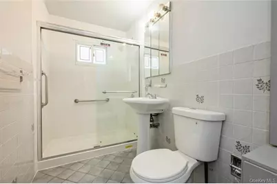7009 267th Street, Glen Oaks, NY 11004 - Photo 19