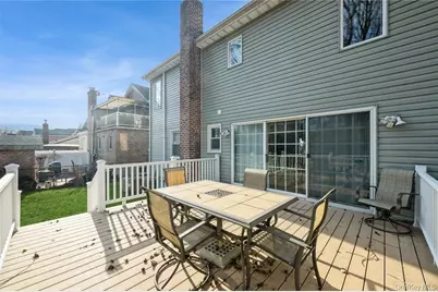 7009 267th Street, Glen Oaks, NY 11004 - Photo 35