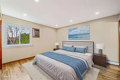 4 Bay Place, Lindenhurst, NY 11757 - Photo 7