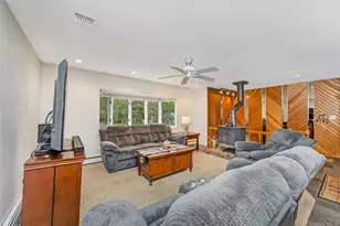 1264 Locust Ave, Bohemia, NY 11716 - Photo 7