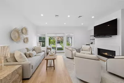 68 Foster Avenue #19, Hampton Bays, NY 11946 - Photo 17