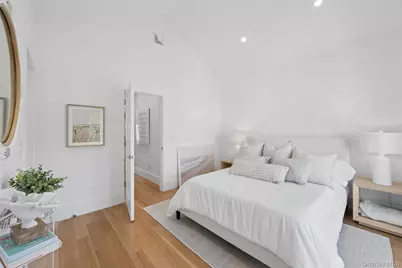 68 Foster Avenue #19, Hampton Bays, NY 11946 - Photo 15