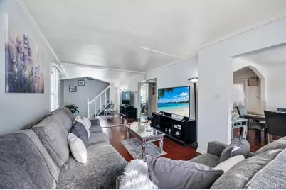 8 Francis Court, Elmont, NY 11003 - Photo 3