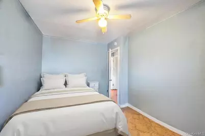 8 Francis Court, Elmont, NY 11003 - Photo 9