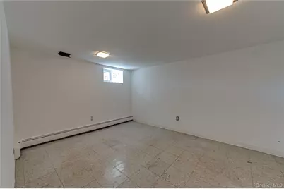 220 Windsor Avenue, Brightwaters, NY 11718 - Photo 19