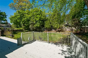 220 Windsor Ave, Brightwaters, NY 11718 - Photo 23