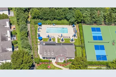 15 Scarborough Drive, Smithtown, NY 11787 - Photo 35