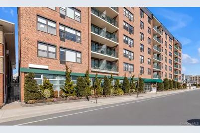 333 E Broadway #1D, Long Beach, NY 11561 - Photo 1