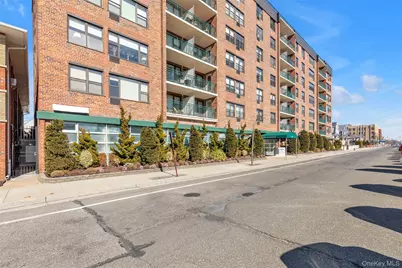 333 E Broadway #1D, Long Beach, NY 11561 - Photo 1