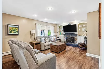 2 Pentmoor Drive, Mastic, NY 11950 - Photo 7
