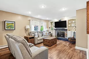 2 Pentmoor Dr, Mastic, NY 11950 - Photo 7