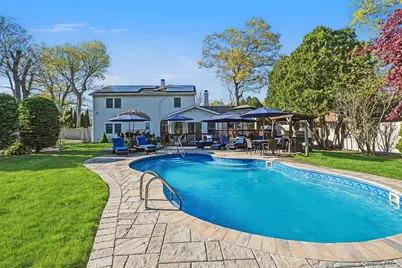 2 Pentmoor Drive, Mastic, NY 11950 - Photo 5
