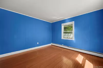 13 Squirrel Lane, Levittown, NY 11756 - Photo 21