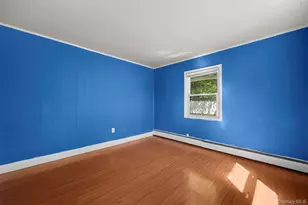 13 Squirrel Ln, Levittown, NY 11756 - Photo 21