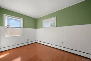 13 Squirrel Ln, Levittown, NY 11756 - Photo 17