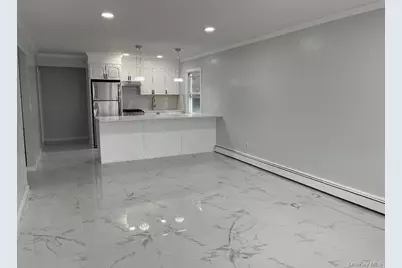 137 Pacific Boulevard, Long Beach, NY 11561 - Photo 5
