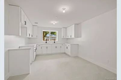 11 Lincoln Street #202, Spring Valley, NY 10977 - Photo 43