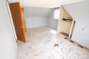 49 Lincoln St, Elmont, NY 11003 - Photo 5
