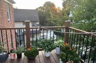 225 Thompson Shore Rd, Manhasset, NY 11030 - Photo 9