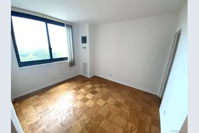 26910 Grand Central Parkway #9X, Floral Park, NY 11005 - Photo 13