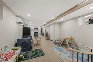 2881 Roberts Ave, Bronx, NY 10461 - Photo 7