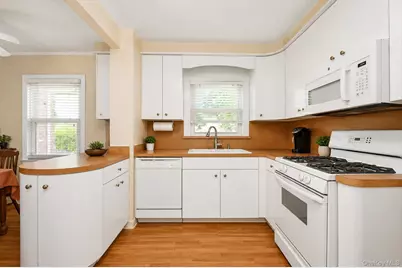 147-29 68th Road, Kew Gardens, NY 11367 - Photo 5