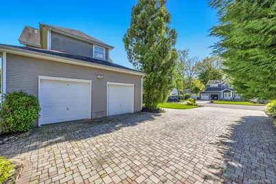 19 Dorothy Street, Nesconset, NY 11767 - Photo 5