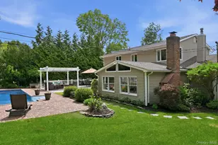 17 Milburn Rd, South Setauket, NY 11720 - Photo 25