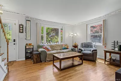 15 Beverly Road, Yonkers, NY 10710 - Photo 3