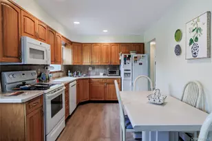 14 George Ct, Bellport, NY 11713 - Photo 23