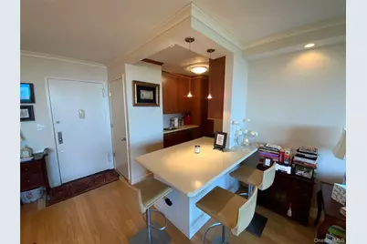 26910 Grand Central Parkway #19Y, Floral Park, NY 11005 - Photo 7