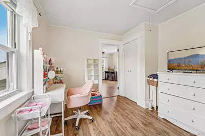 668 Valley Avenue, Yonkers, NY 10703 - Photo 17