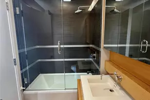 342 E 110th St, New York, NY 10029 - Photo 5