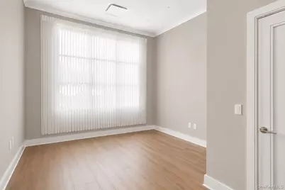 100 Garvies Point Road #1009, Glen Cove, NY 11542 - Photo 13