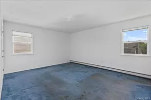 103 Clifton Ct, Farmingdale, NY 11735 - Photo 17