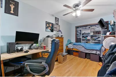 2345 Willow Street, Wantagh, NY 11793 - Photo 9