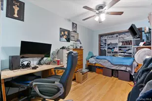 2345 Willow St, Wantagh, NY 11793 - Photo 9