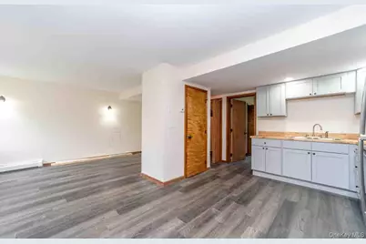 126 Red Top Road #B, Wallkill, NY 12589 - Photo 5
