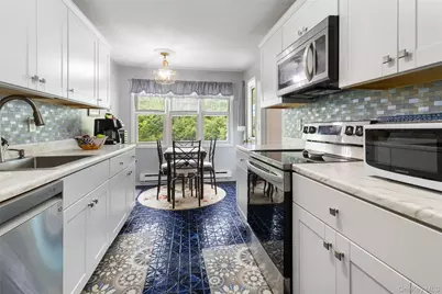 201 Holly Stream Court, Brewster, NY 10509 - Photo 9