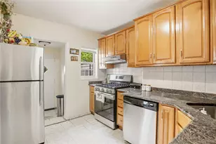 23-25 24th St, Astoria, NY 11105 - Photo 11