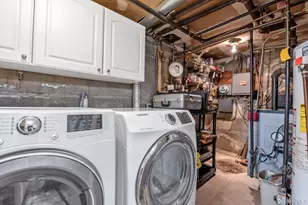 138-35 64th Ave, Flushing, NY 11367 - Photo 9