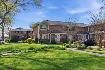 101 Edmunton Drive #G2, North Babylon, NY 11703 - Photo 17