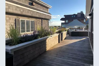 24 Buffalo Avenue #Upper, Long Beach, NY 11561 - Photo 15